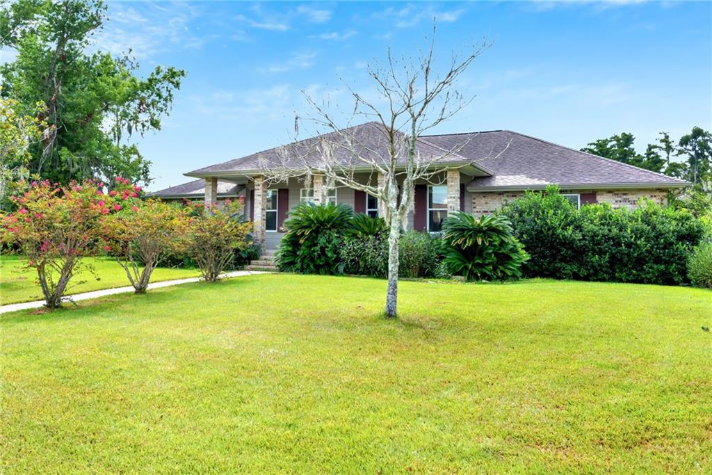 3 Azalea Court Luling, LA 70070 - Photo 3 of 40 Gallery Image 3