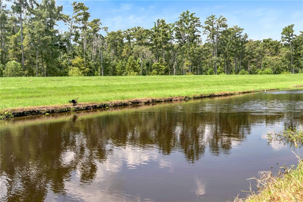 3 Azalea Court Luling, LA 70070 - Photo 32 of 40 Gallery Image 32