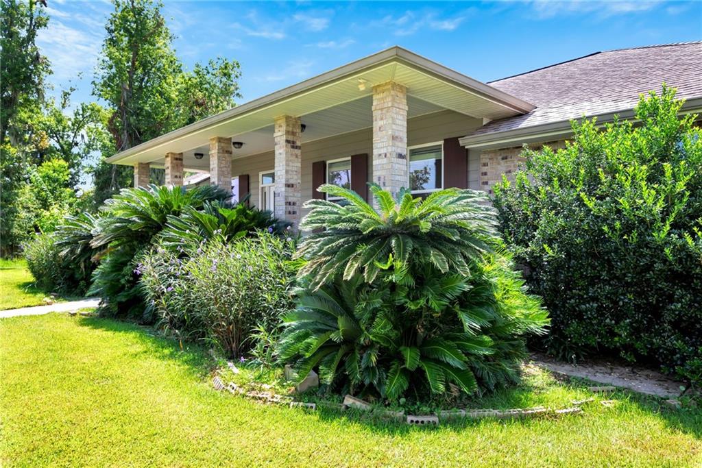 3 Azalea Court Luling, LA 70070 - Photo 4 of 40 Gallery Image 4
