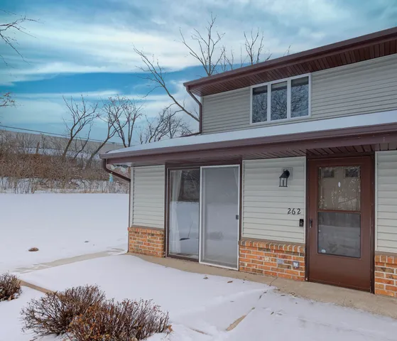$224,900 | 262 Ba-Wood Lane, Unit 1, Janesville, WI 53545