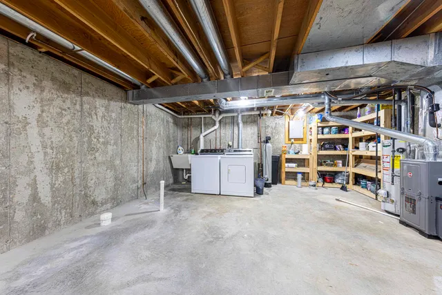 $224,900 | 262 Ba-Wood Lane, Unit 1, Janesville, WI 53545