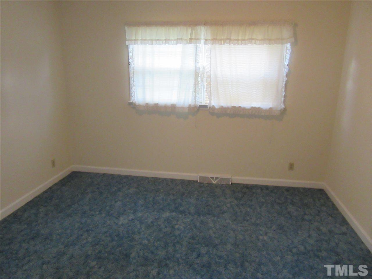 4340 Zebulon Road Zebulon, NC 27597 - Photo 8 of 17 Gallery Image 8