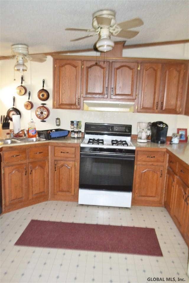 317 Goewey Road Charleston, NY 12072 - Photo 4 of 25 Photo 4