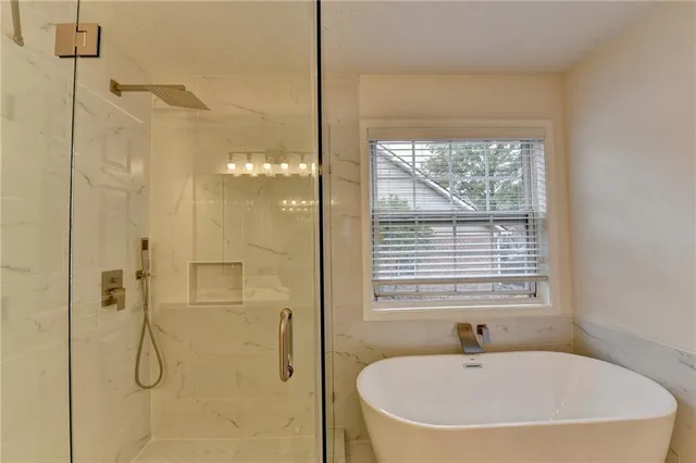 $2,300 | 3555 Rivers End Place, Buford, GA 30519