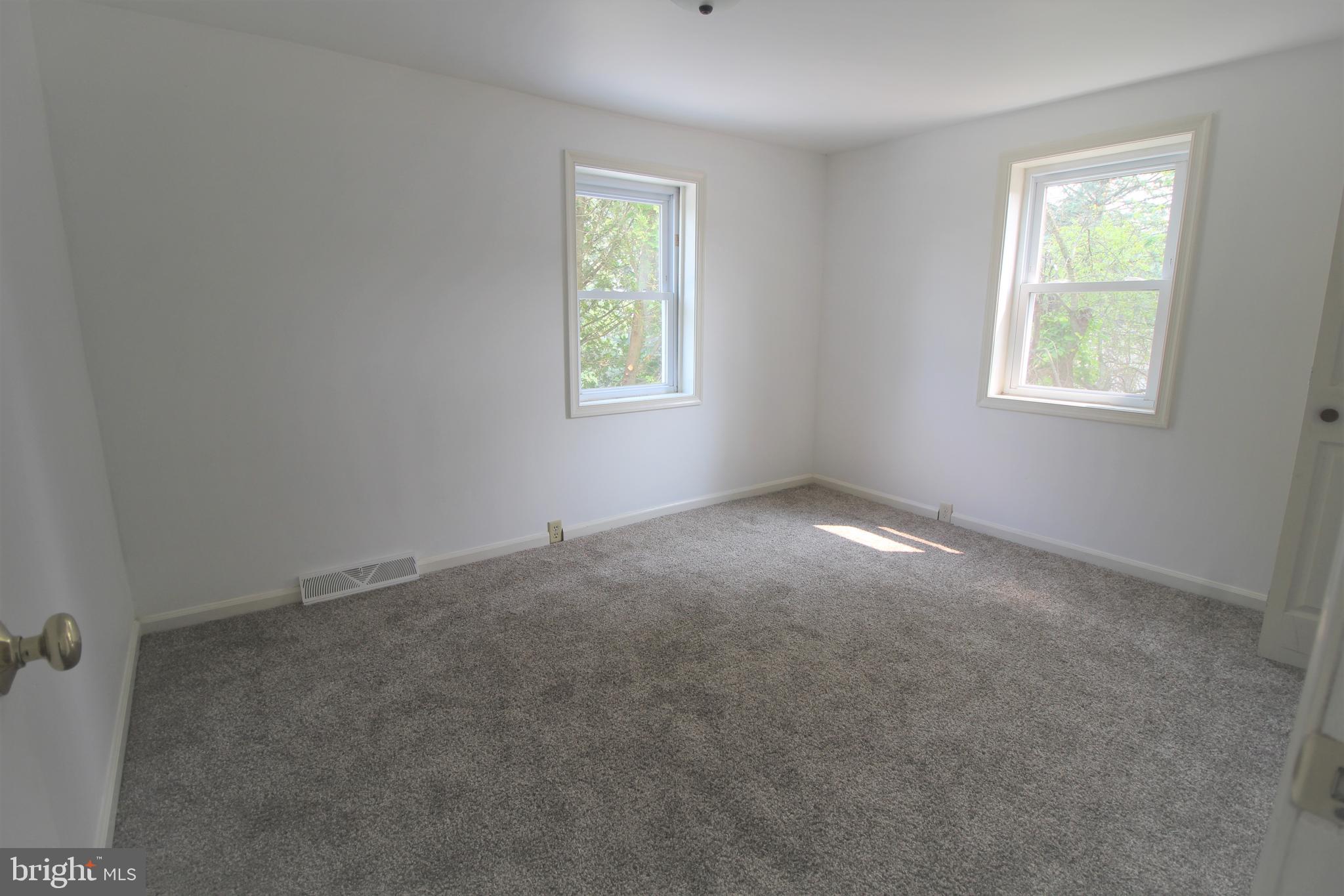 535 West Church Road Ephrata, PA 17522 - Photo 8 of 12 an empty room with windows