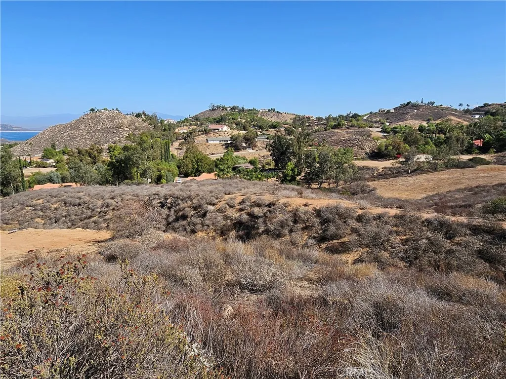 0 Malta Perris, CA 92570 - Photo 5 of 7 a view of a dry yard with mountains in the background