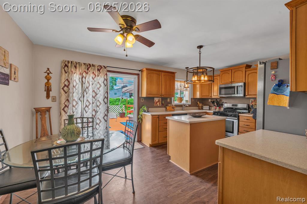 8016 Pardee Road Taylor, MI 48180 - Photo 14 of 43 Gallery Image 14
