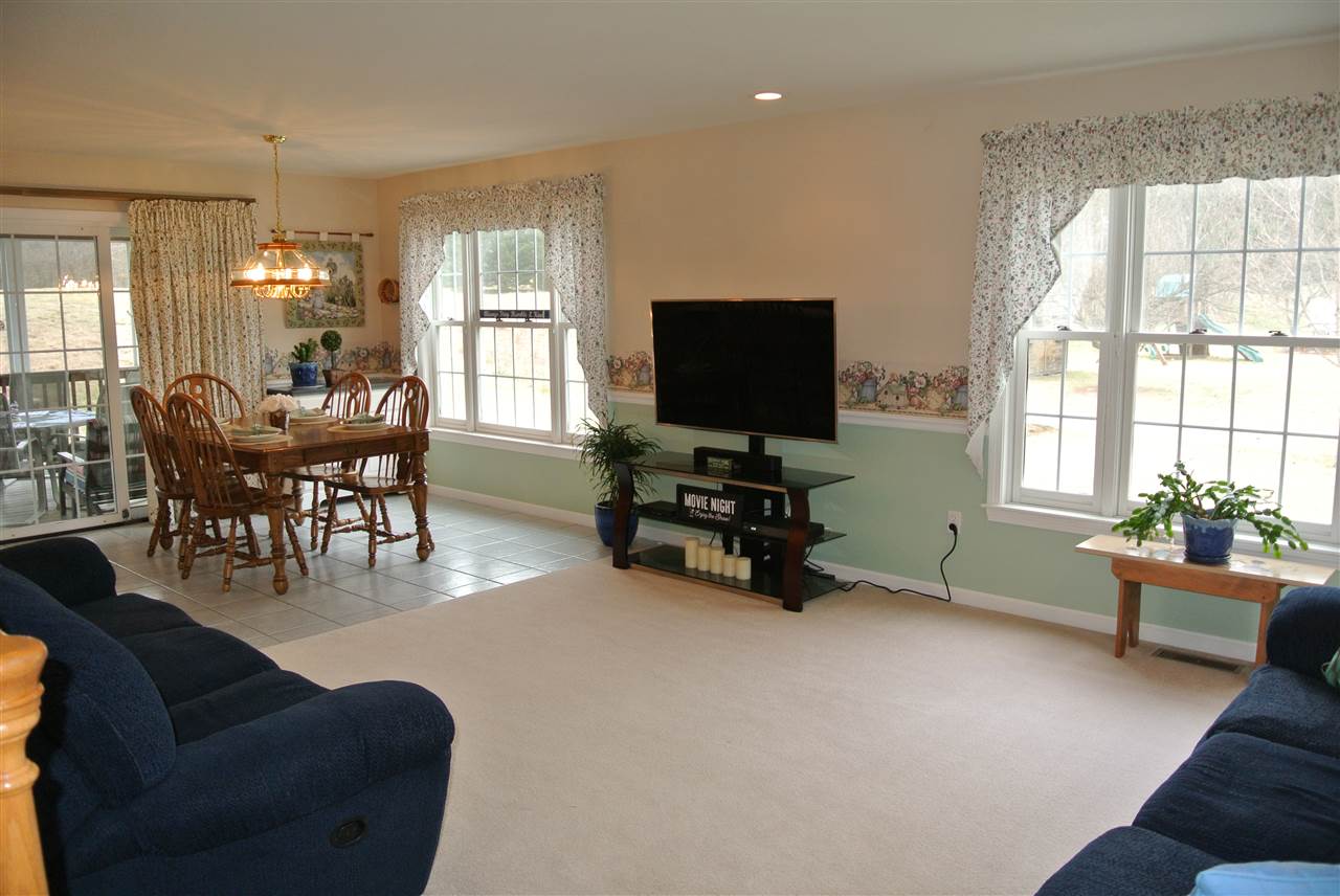 410 Mountain Road Concord, NH 03301 - Photo 3 of 14