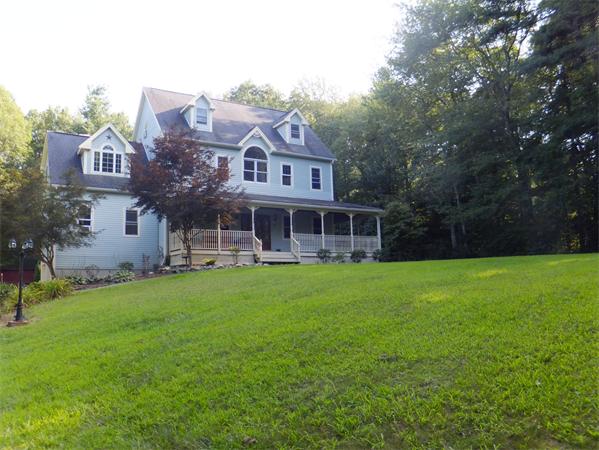 18 Kelley Road Mendon, MA 01756 - Photo 1 of 25 Gallery Image 1