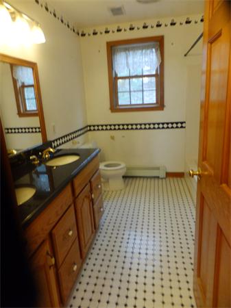 18 Kelley Road Mendon, MA 01756 - Photo 19 of 25 Gallery Image 19