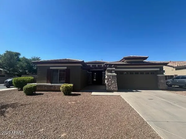 $2,400 | 18650 East Swan Drive, Queen Creek, AZ 85142