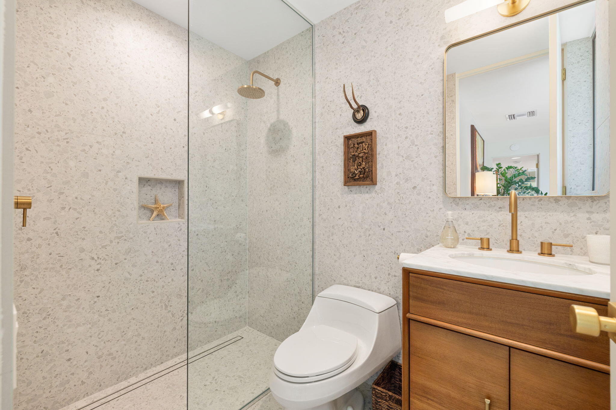 2691 Kings Road East Palm Springs, CA 92264 - Photo 28 of 45 a bathroom with a sink a toilet and shower