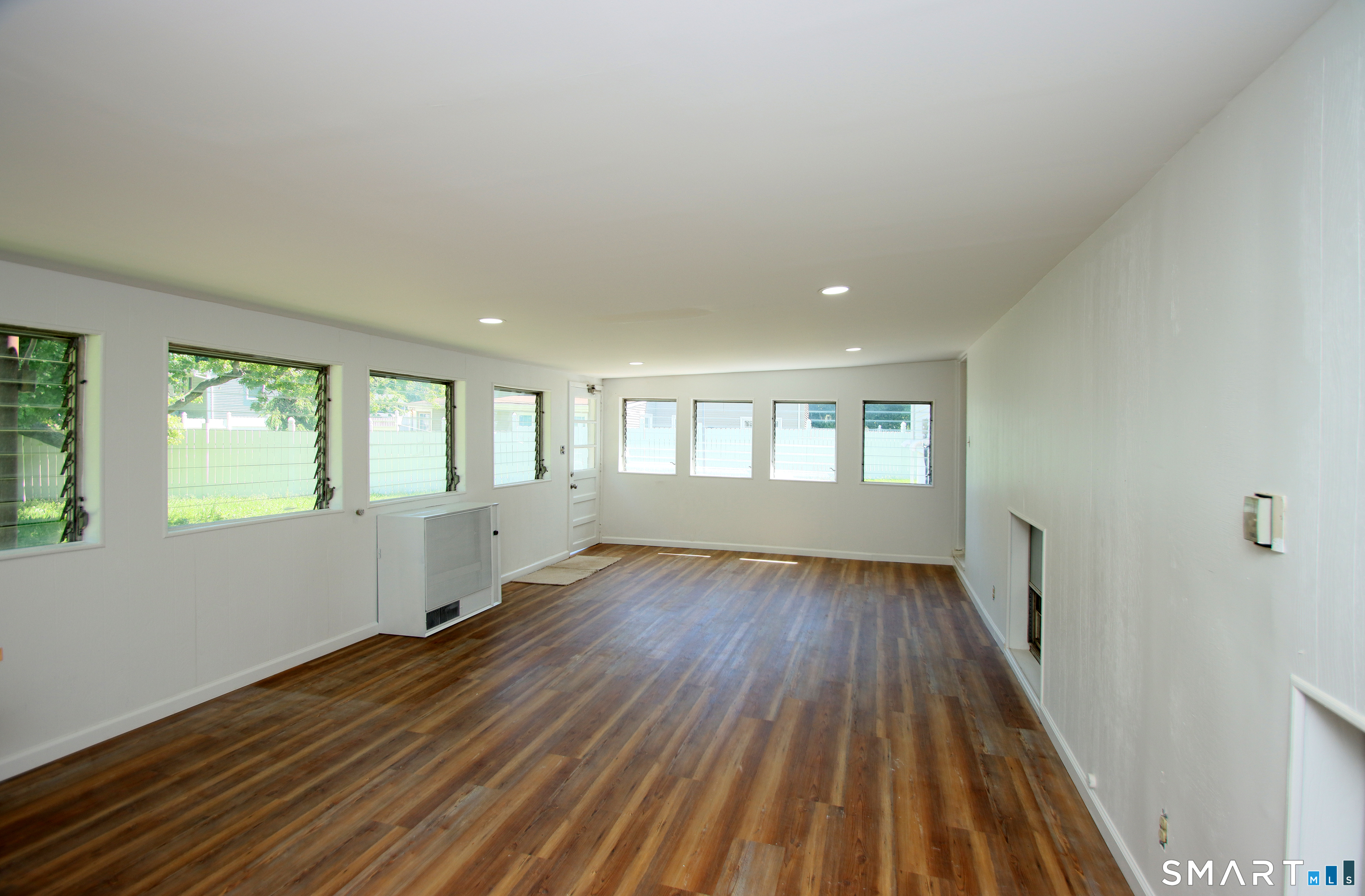 154 Hesse Road Hamden, CT 06517 - Photo 26 of 35