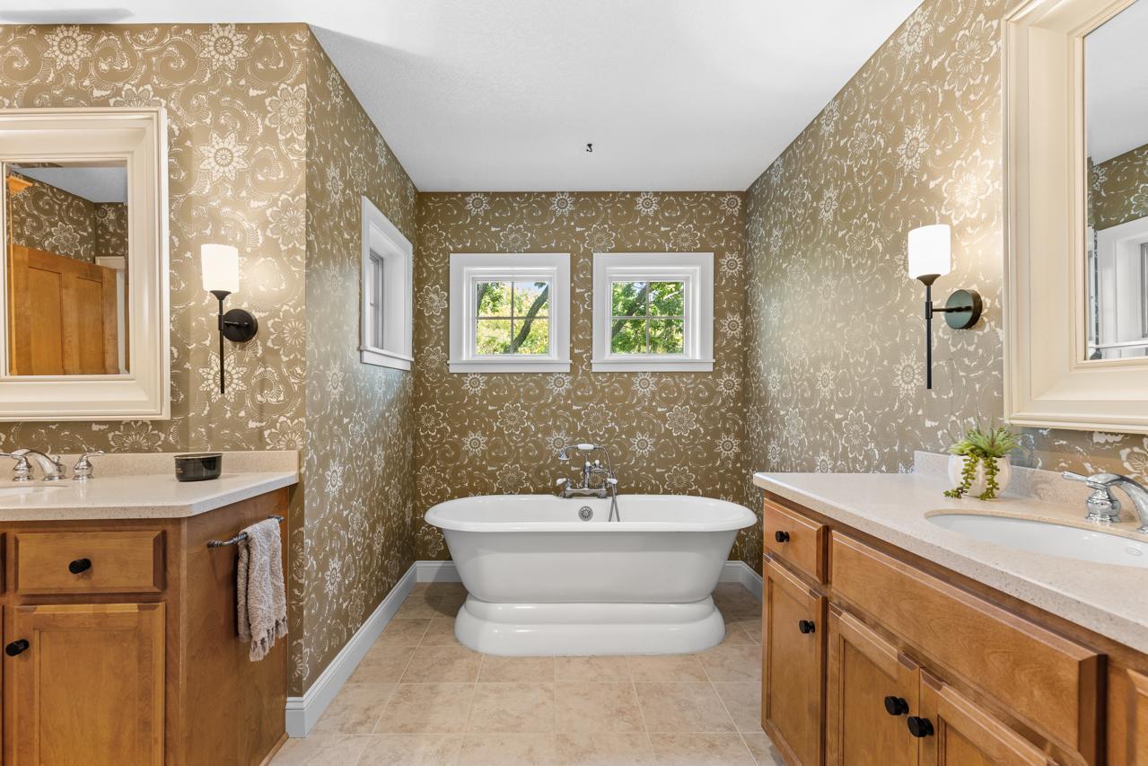 17244 Valley Road Eden Prairie, MN 55347 - Photo 37 of 66