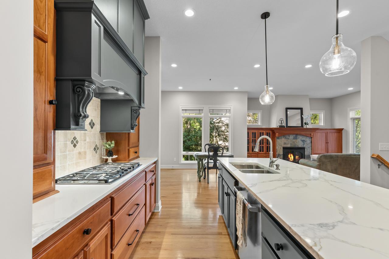 17244 Valley Road Eden Prairie, MN 55347 - Photo 5 of 66