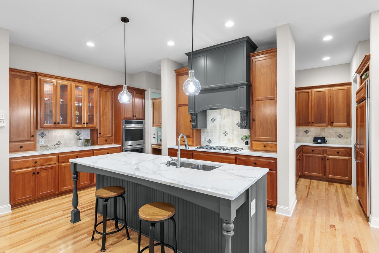 17244 Valley Road Eden Prairie, MN 55347 - Photo 6 of 66