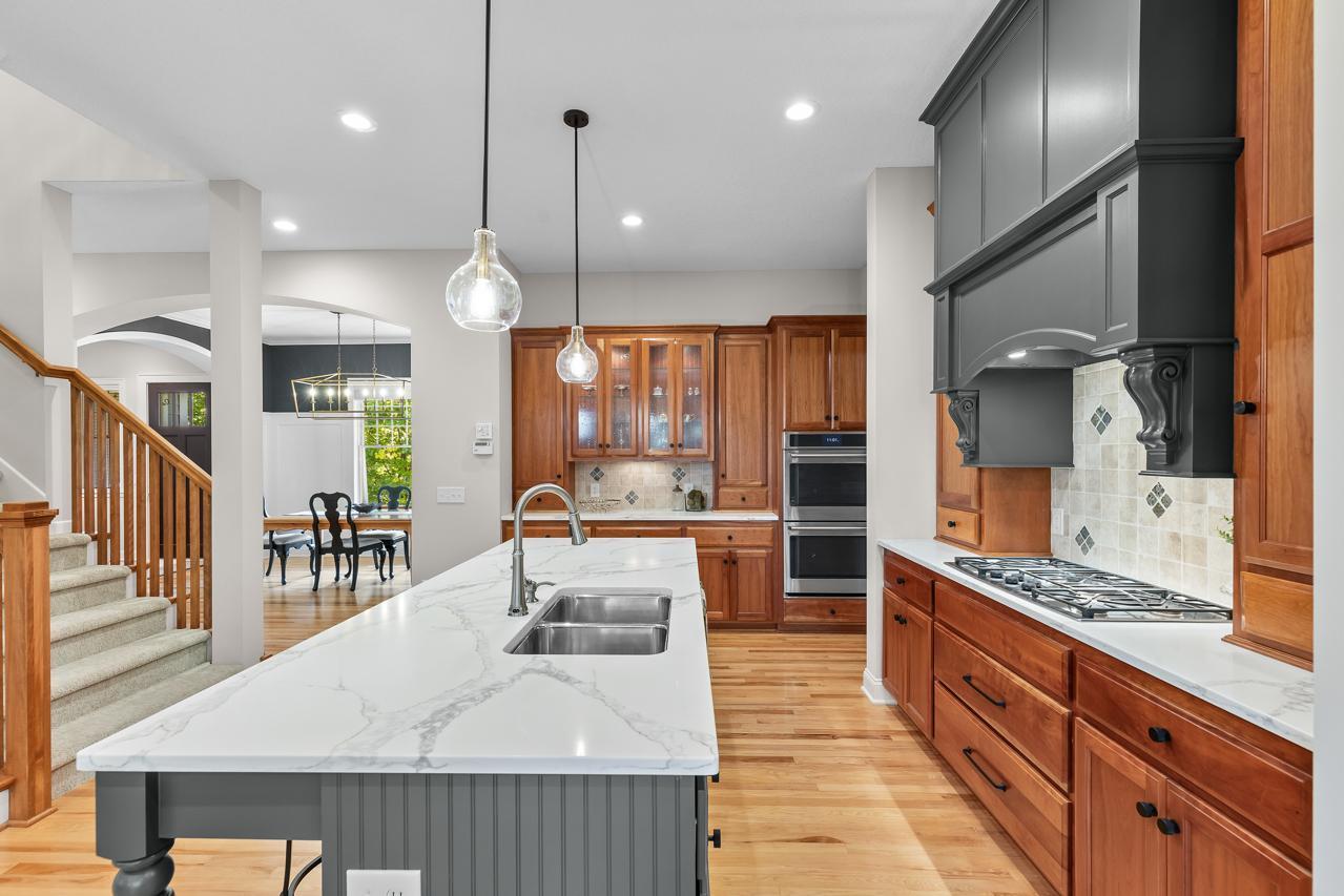 17244 Valley Road Eden Prairie, MN 55347 - Photo 7 of 66