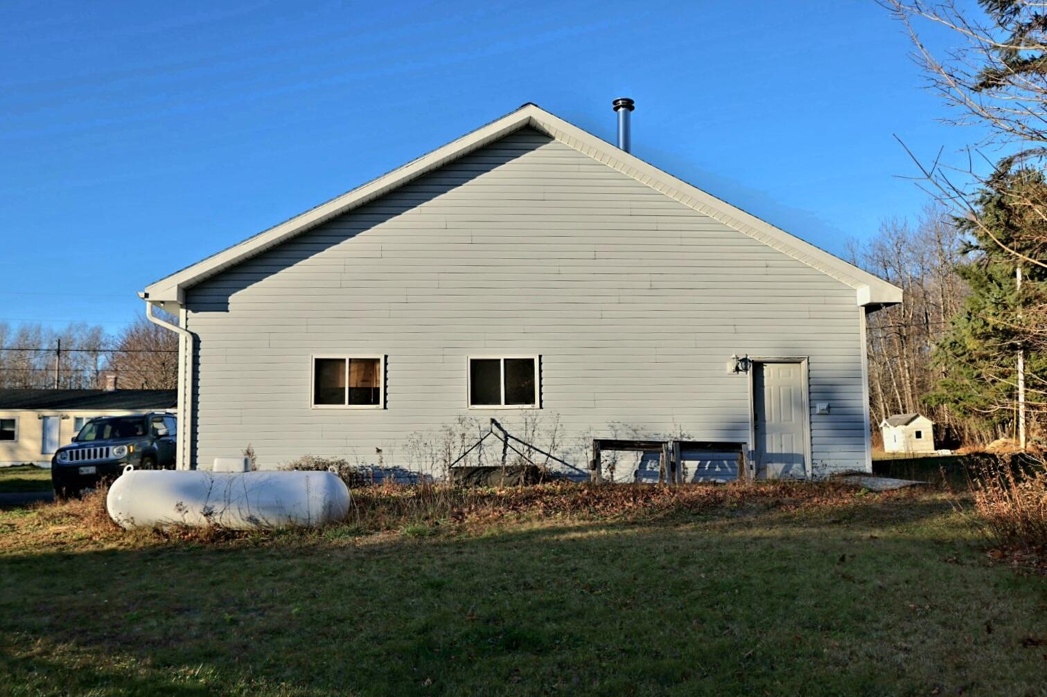 23 Garrison Road Houlton, ME 04730 - Photo 6 of 33 20241113160505_IMG_2740
