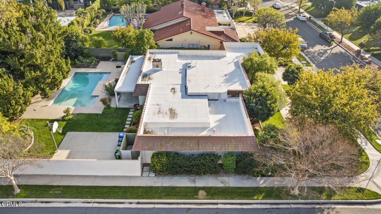 9746 Bothwell Road Northridge, CA 91324 - Photo 29 of 30 web_quality-DJI_20231228150157_0030_D