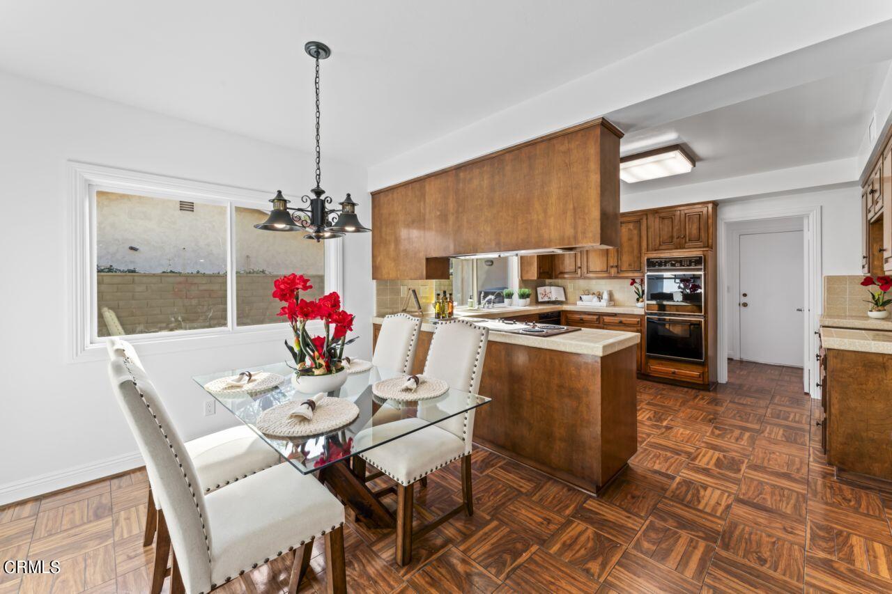 9746 Bothwell Road Northridge, CA 91324 - Photo 10 of 30 8. Breakfast Area