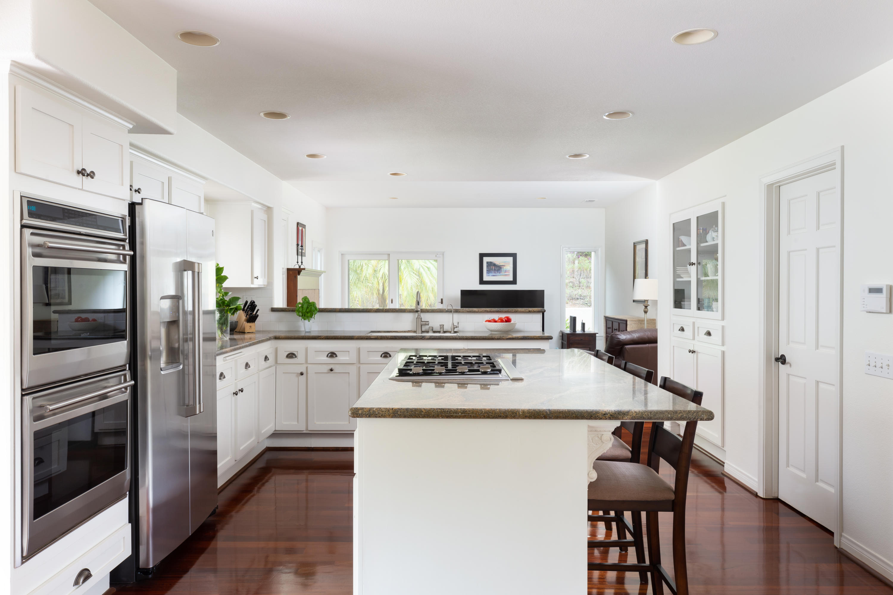 4137 Hidden Oaks Road Santa Barbara, CA 93105 - Photo 5 of 17 Kitchen
