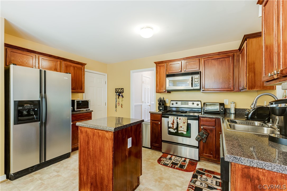 6400 Fairpines Road Richmond, VA 23234 - Photo 14 of 34 Gallery Image 14