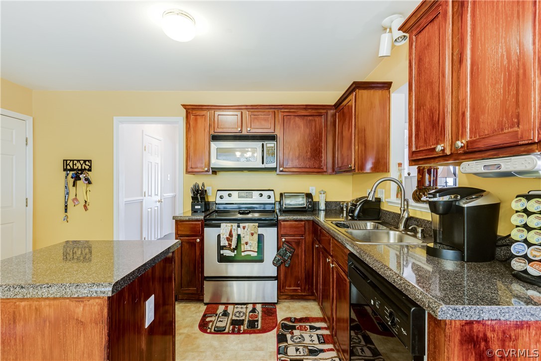 6400 Fairpines Road Richmond, VA 23234 - Photo 19 of 34 Gallery Image 19