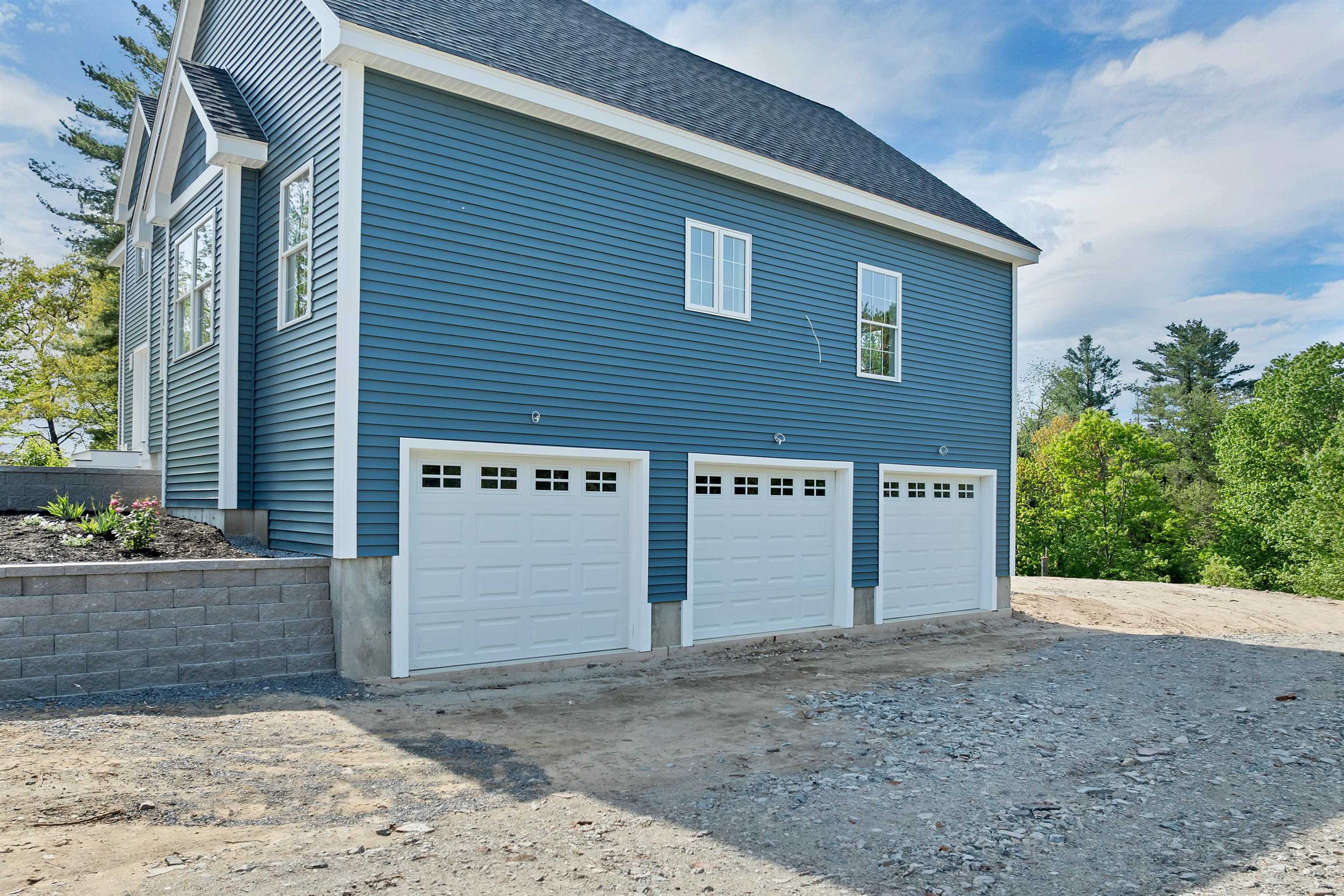 8 Wiley Hill Road Londonderry, NH 03053 - Photo 5 of 58