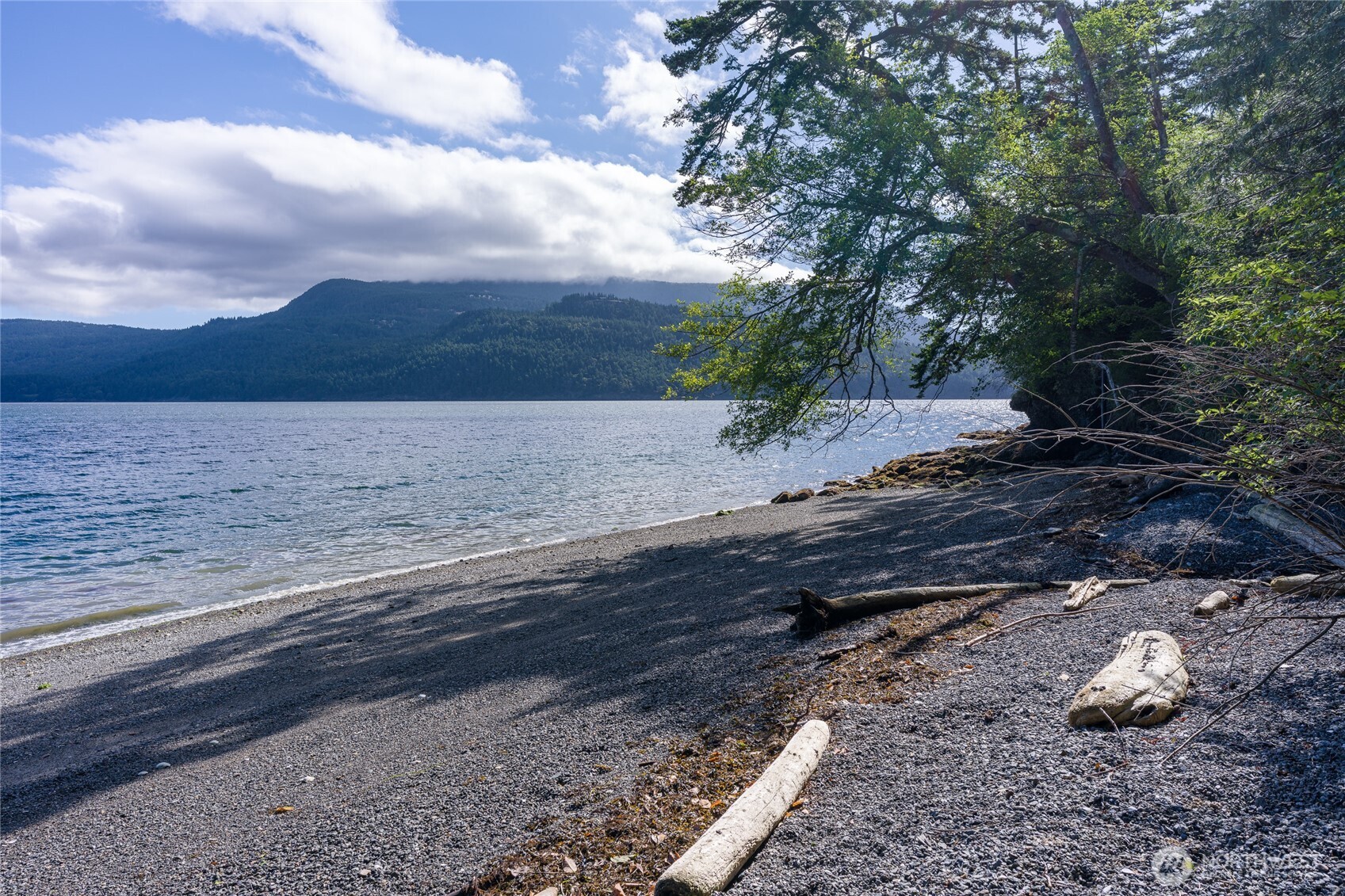 2101 Dolphin Bay Road Orcas Island, WA 98245 - Photo 16 of 38