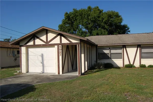 $1,400 | 4927 Manatee Drive, Sebring, FL 33870