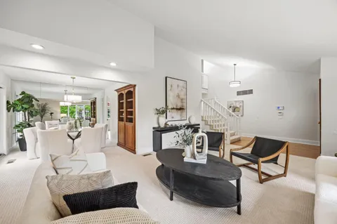 $2,388,000 | 230 Duck Court, Foster City, CA 94404