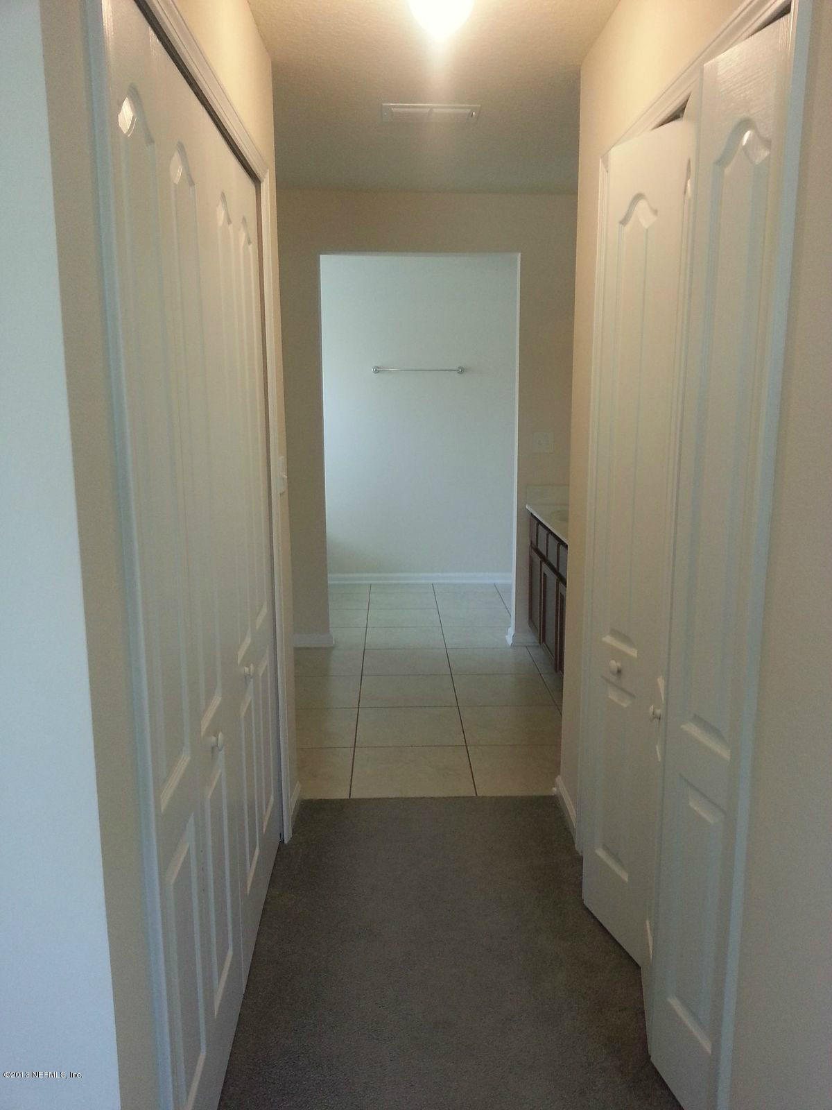 4061 Trail Ridge Road Middleburg, FL 32068 - Photo 15 of 22 master bath hallway