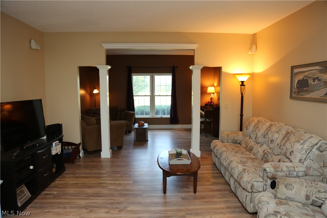10834 Old Mill Road Spencer, OH 44275 - Photo 4 of 34 Family Room looking into Living Room