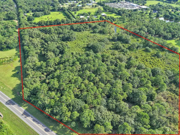 $989,500 | 100 Northwest 38th Avenue, Okeechobee, FL 34972