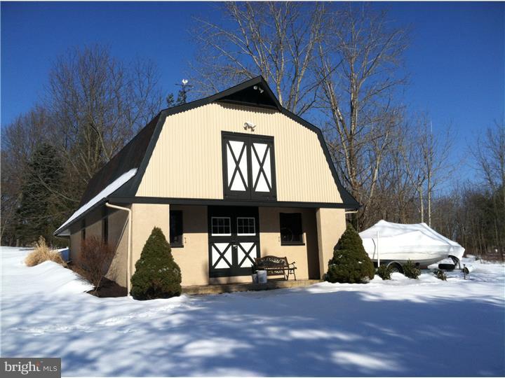 862 Hunsicker Road Telford, PA 18969 - Photo 22 of 25 Barn