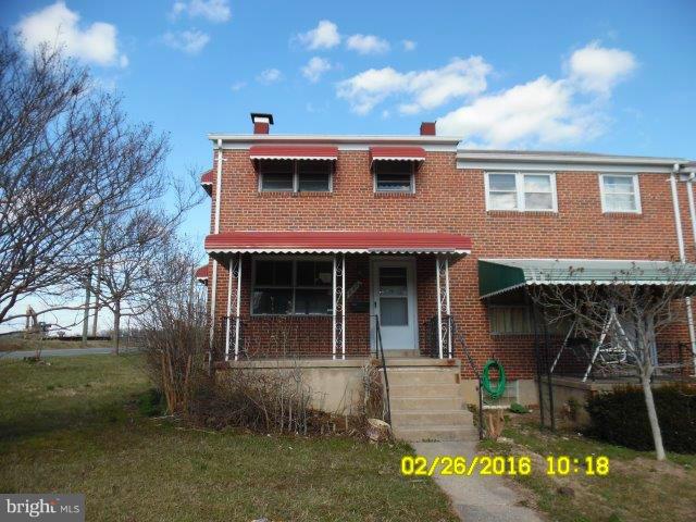 837 Lannerton Road Baltimore, MD 21220 - Photo 1 of 14 a front view of a house with garden