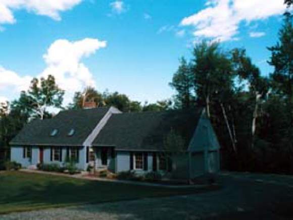 18 Hall Farm Road New London, NH 03257 - Photo 1 of 5