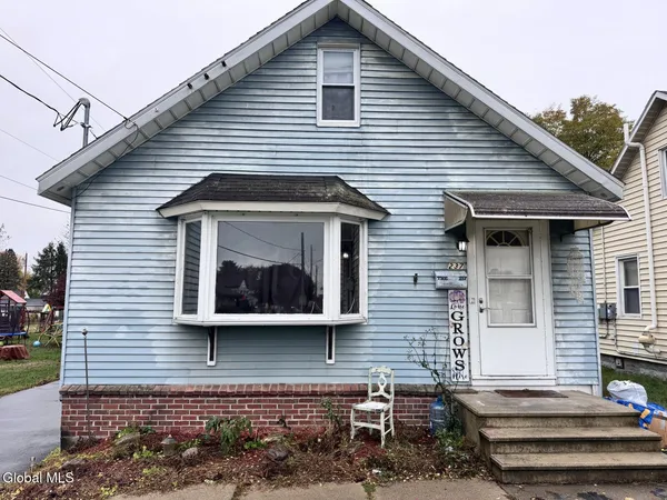 $170,000 | 237 Princetown Road, Rotterdam, NY 12306