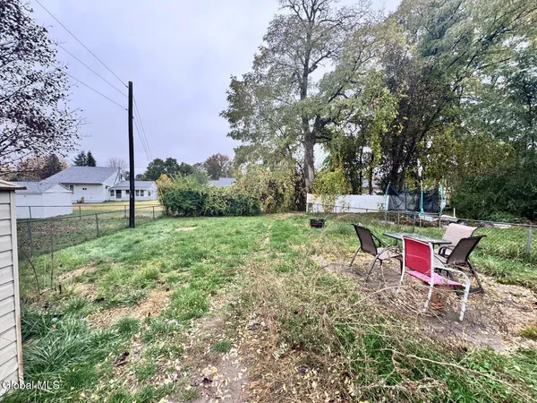 $170,000 | 237 Princetown Road, Rotterdam, NY 12306