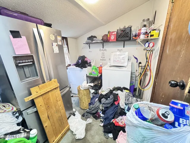 $175,000 | 237 Princetown Road, Rotterdam, NY 12306