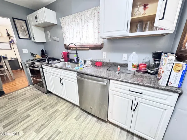 $170,000 | 237 Princetown Road, Rotterdam, NY 12306