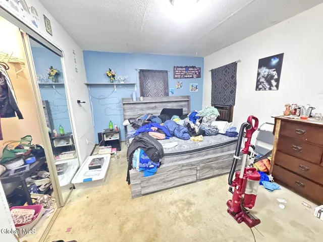 $175,000 | 237 Princetown Road, Rotterdam, NY 12306