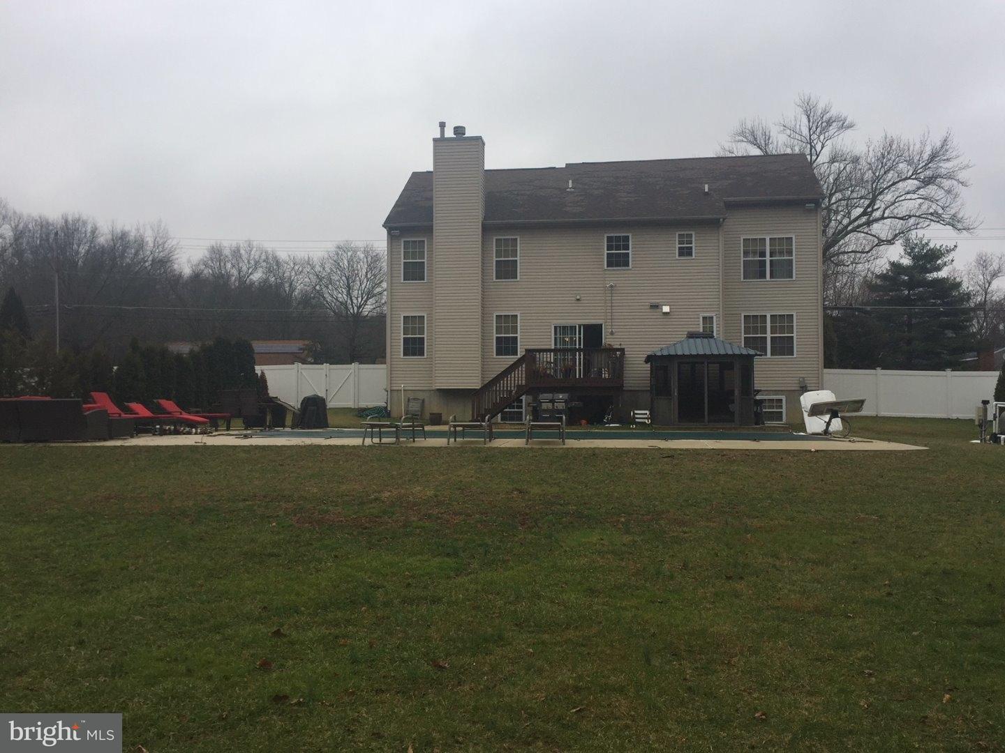 150 Little Mill Road Clementon, NJ 08021 - Photo 4 of 10 Exterior Back