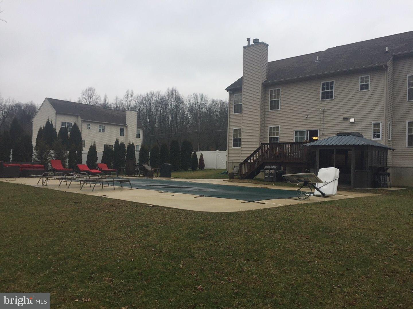 150 Little Mill Road Clementon, NJ 08021 - Photo 5 of 10 Exterior Back
