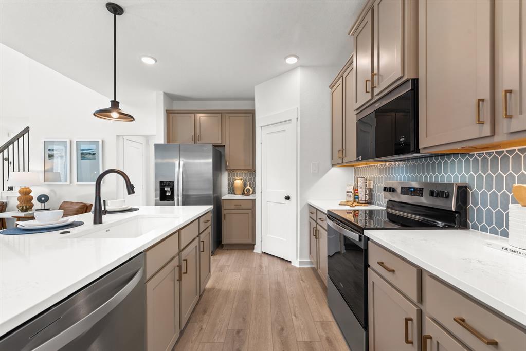 8717 Lone Star Lane Pilot Point, TX 76258 - Photo 7 of 23 Keeneland 1608 Model - 016