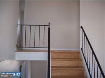 70 Knight Avenue Clementon, NJ 08021 - Photo 3 of 12 Gallery Image 3