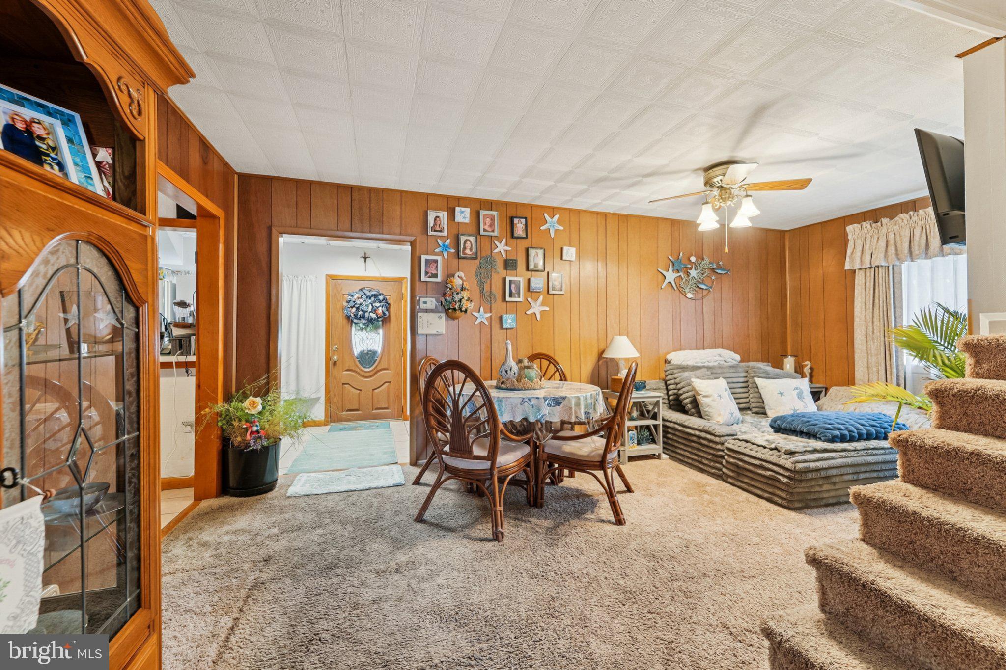 1507 Shore Road Baltimore, MD 21220 - Photo 31 of 46 a living room with furniture and a large window