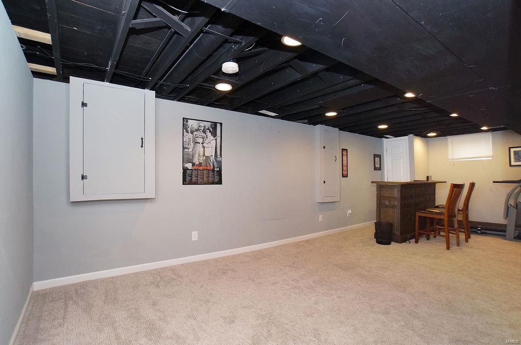 9505 Ridge Avenue Overland, MO 63114 - Photo 16 of 31 Gallery Image 16