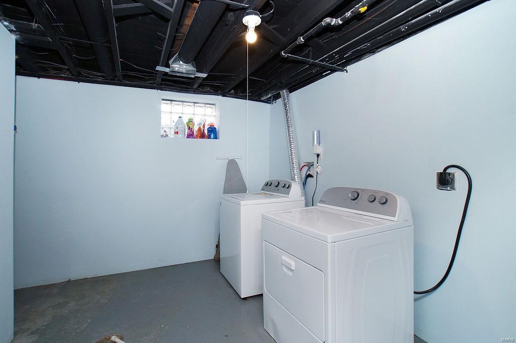 9505 Ridge Avenue Overland, MO 63114 - Photo 21 of 31 Gallery Image 21