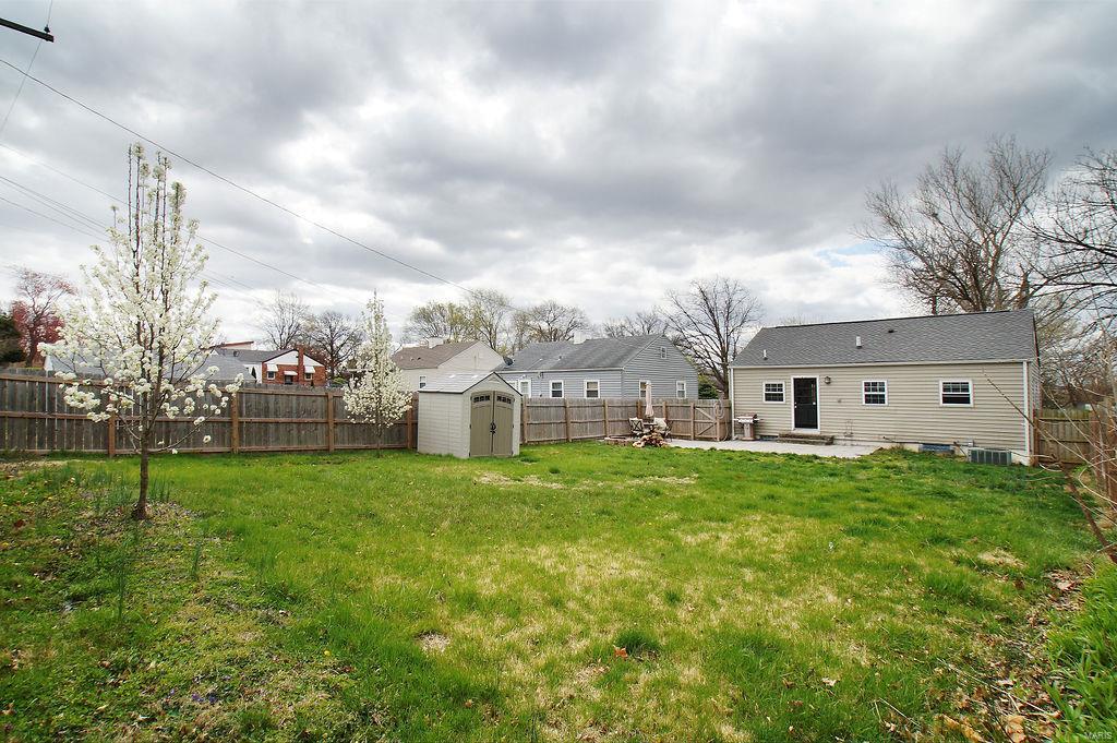9505 Ridge Avenue Overland, MO 63114 - Photo 29 of 31 Gallery Image 29